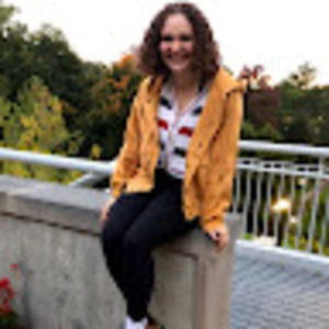 Meet your Posher, Talia